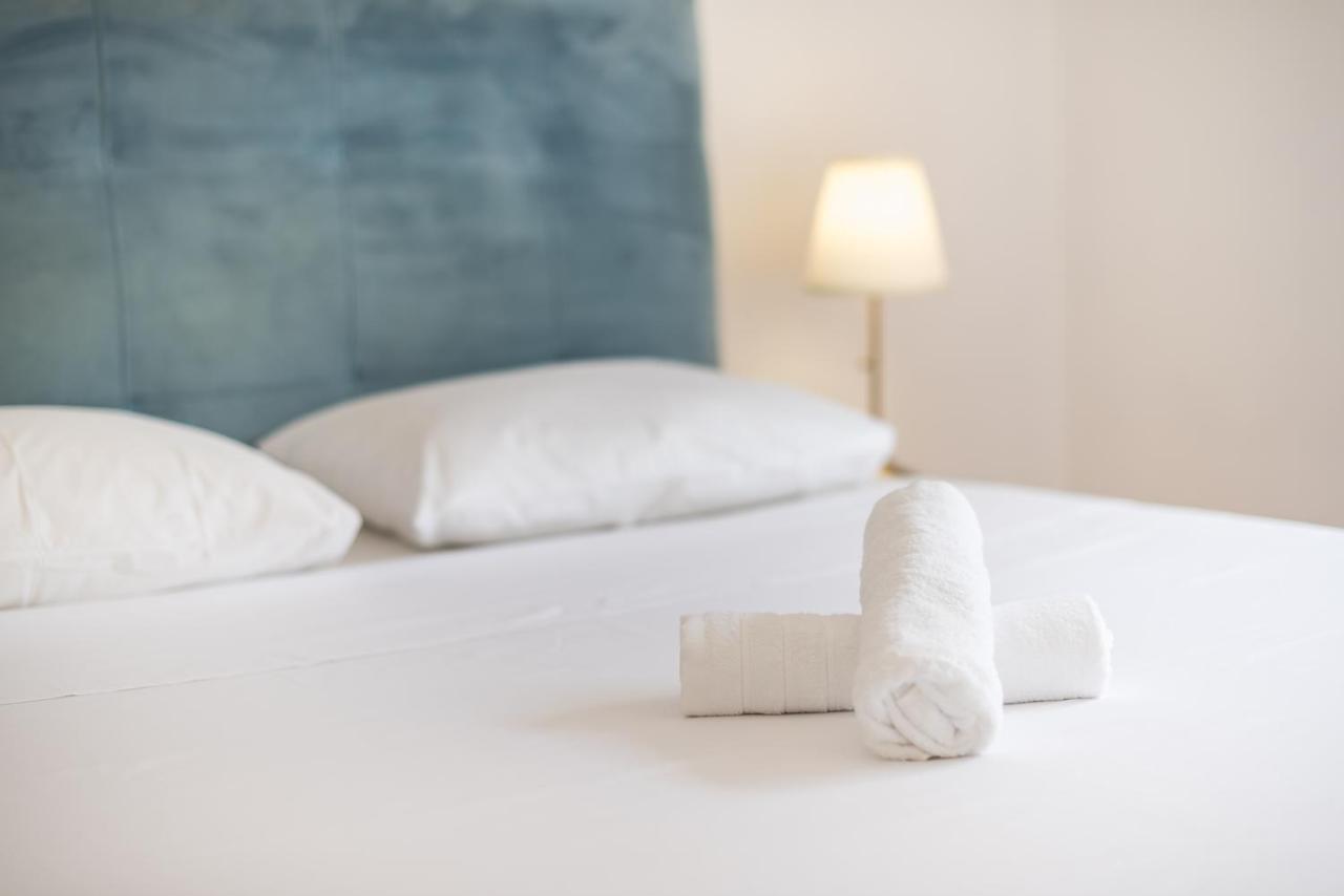Athens Del Sol Suite エクステリア 写真